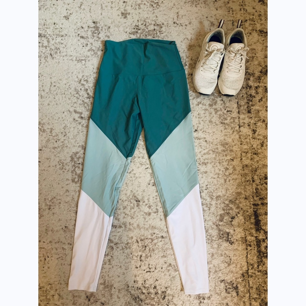ONZIE | Yoga Pants